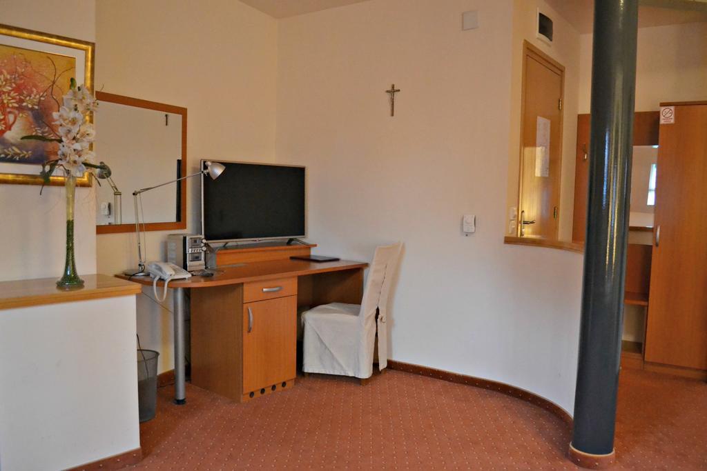 Hotel Istra Varaždin Eksteriør bilde